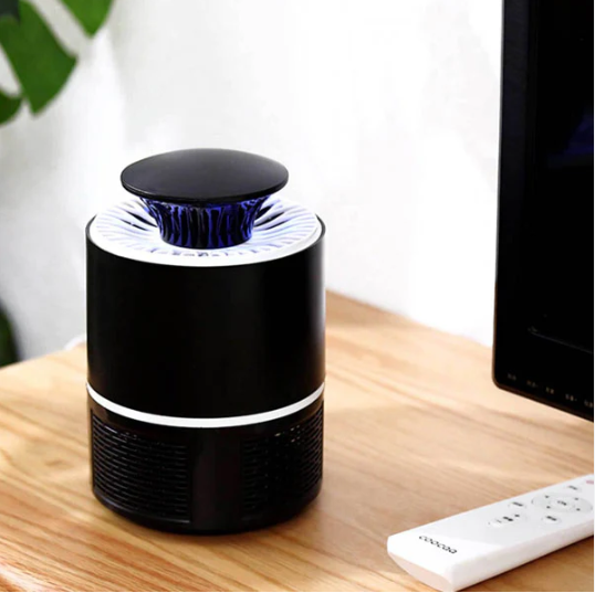 Lámpara antimosquitos por succión